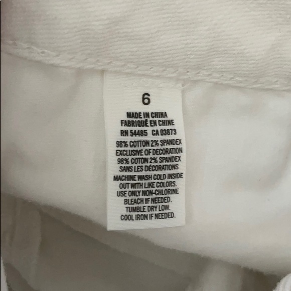White Denim Shorts Size 6 - Picture 4 of 4